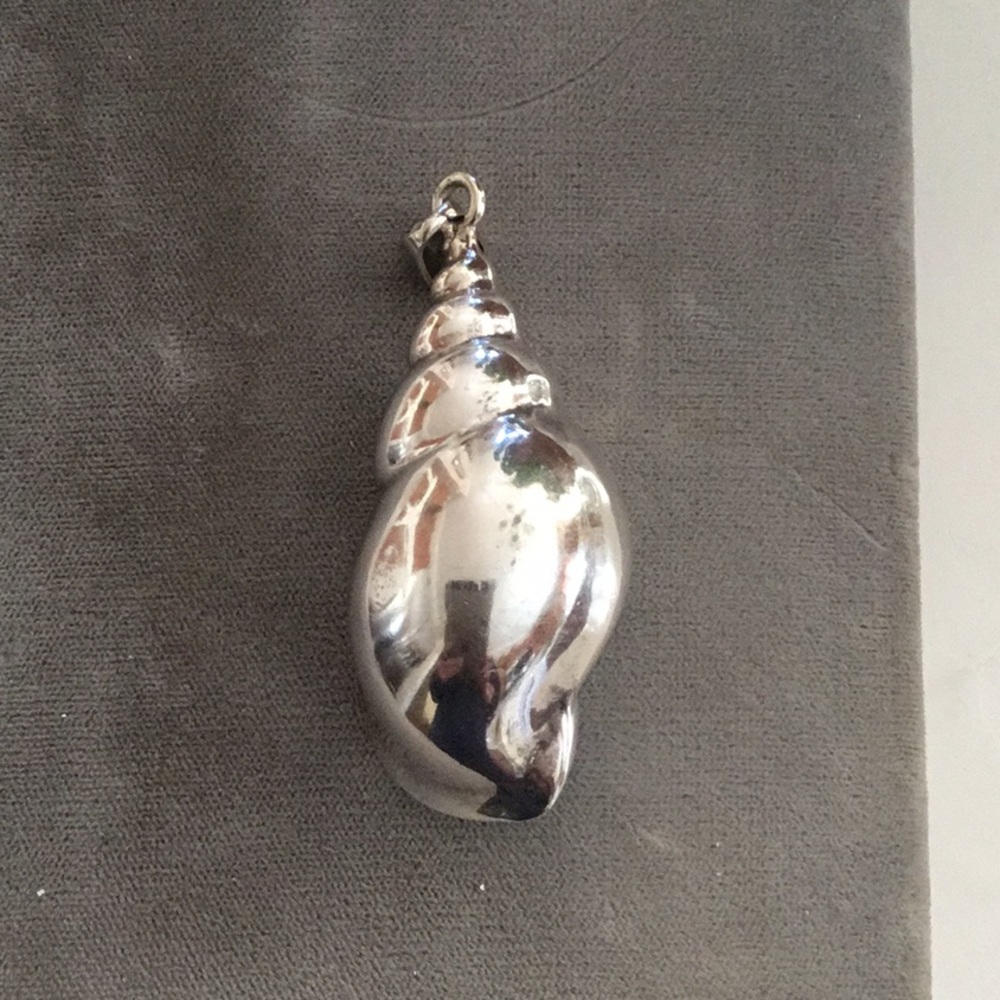 Vintage Sterling Conch Shell Pendant